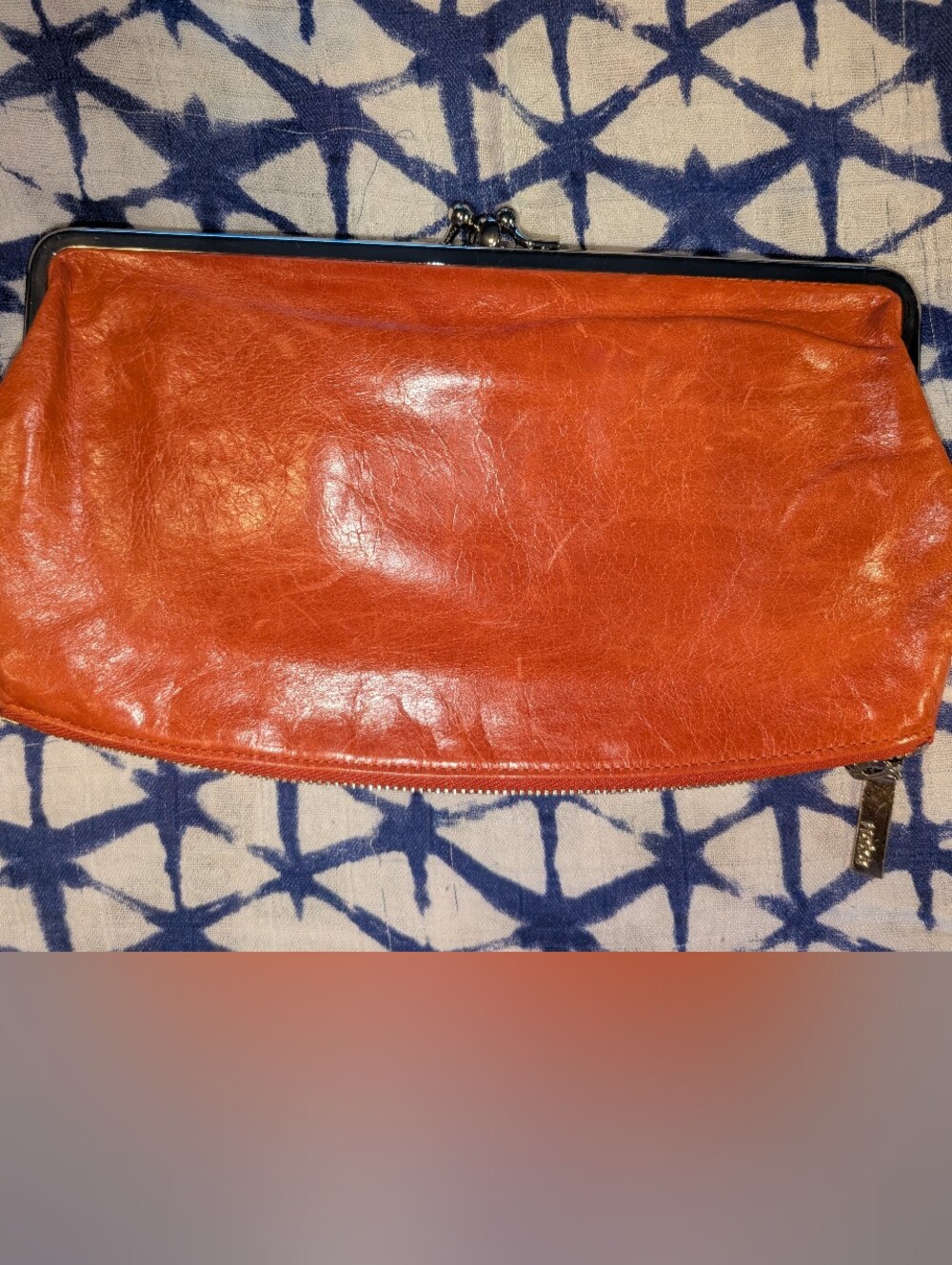Hobo International Orange Leather Double Kiss Lock Bifold Wallet Clutch Purse - Picture 3 of 14